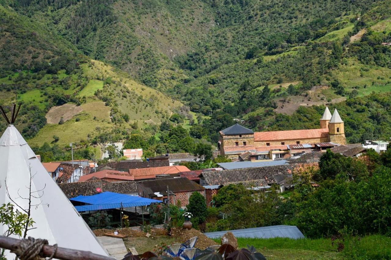 Hostal Las Valkirias Matanza Екстериор снимка